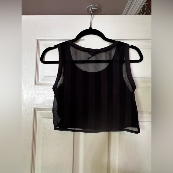 Y2K Nollie Crop Tank Top - Picture 2 of 3